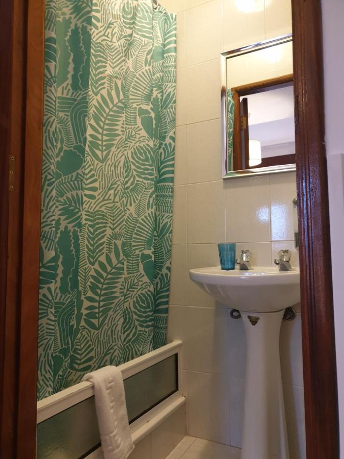 Besugo'S House Rooms & Apartment Назаре Екстер'єр фото