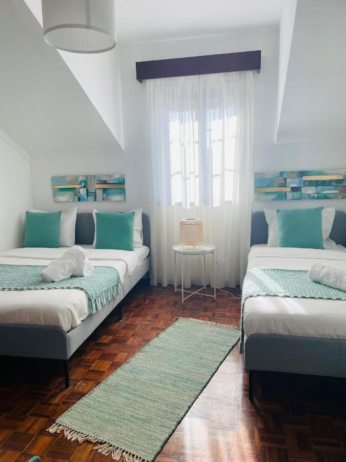 Besugo'S House Rooms & Apartment Назаре Екстер'єр фото